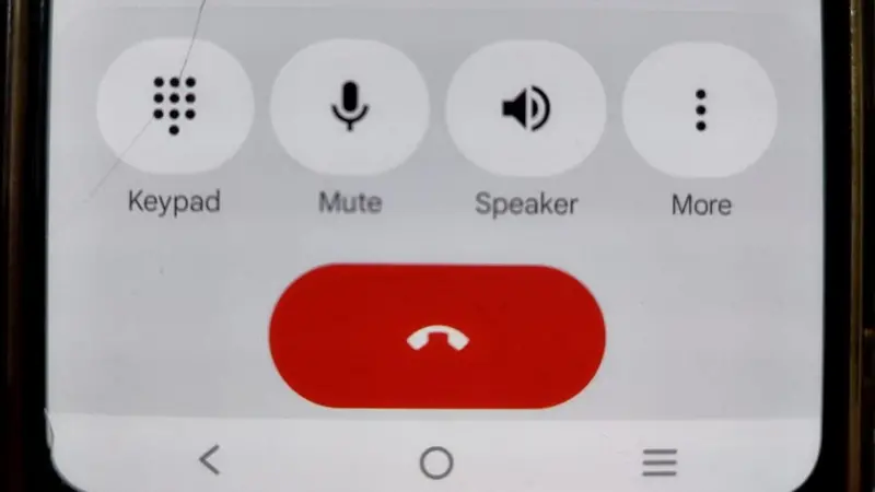 एंड्रॉयड कॉलिंग स्क्रीन अपडेट 2025 – गूगल Material 3D Expressive डिज़ाइन